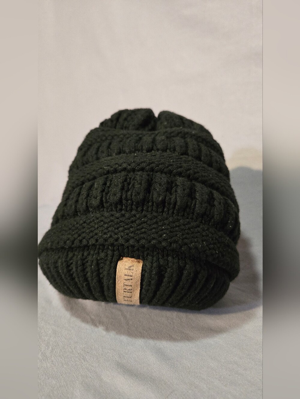 Furtalk Black Ribbed Knit Beanie — Cozy Winter Hat